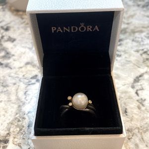 COPY - RARE FIND Pandora Pearl and Diamond ring